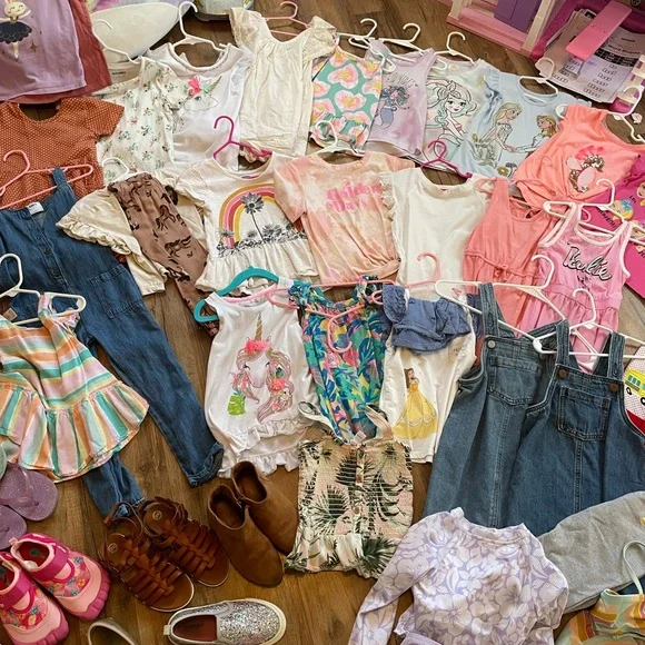 Girls summer bundle - Picture 3 of 4